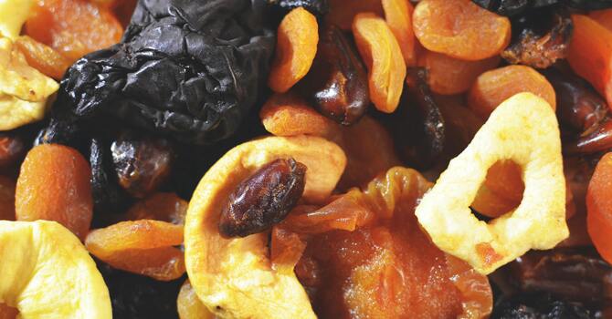 Healthy Snacking At Work image