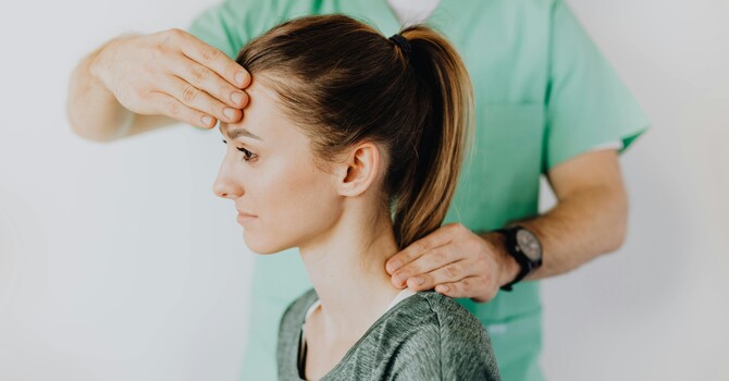 Why a Chiropractor’s Hands Can Help Relieve Pain Faster Than You Think
